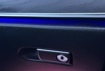 MERCEDES-BENZ E CLASS 2.0 E220d AMG Line