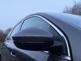 PEUGEOT 308 SW 1.2 PureTech Allure