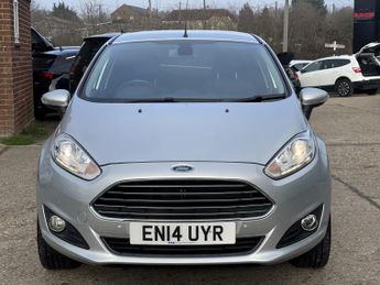 FORD FIESTA 1.6 Titanium