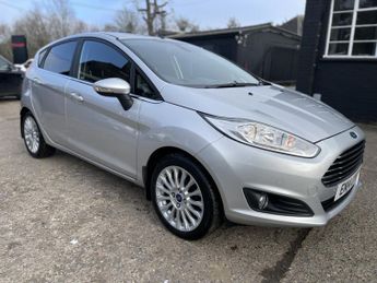 FORD FIESTA 1.6 Titanium