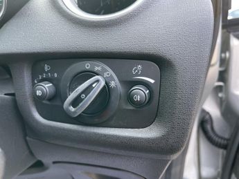 FORD FIESTA 1.6 Titanium