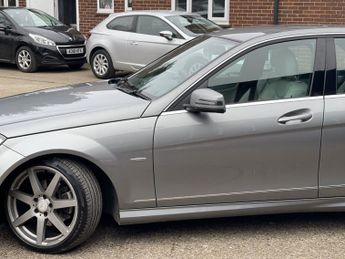 MERCEDES-BENZ C CLASS 2.1 C220 CDI BlueEfficiency Sport