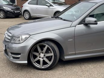 MERCEDES-BENZ C CLASS 2.1 C220 CDI BlueEfficiency Sport