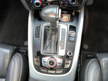 AUDI Q5 2.0 TDI S line S Tronic quattro Euro 5 (s/s) 5dr