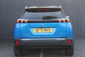 PEUGEOT E-2008 50kWh GT