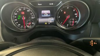 MERCEDES-BENZ CLA 2.1 CLA200d Sport