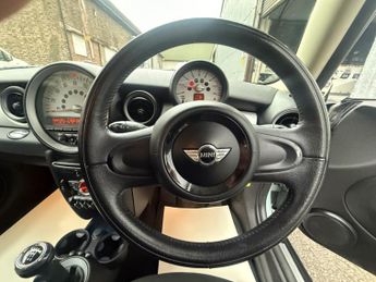 MINI HATCH 1.6 One 3Dr