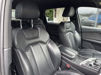AUDI SQ7 4.0 TDI V8