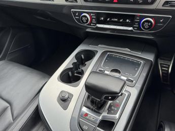 AUDI SQ7 4.0 TDI V8