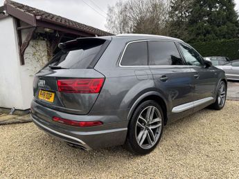 AUDI SQ7 4.0 TDI V8