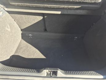 RENAULT CLIO 1.2 16V Expression +