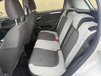 FIAT PUNTO 1.4 Easy Manual Euro 5 (s/s) 5dr