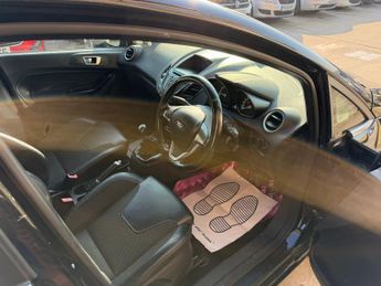 FORD FIESTA 1.0 T EcoBoost Zetec