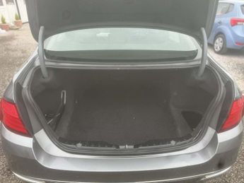 BMW 5 SERIES 2.0 520d Luxury Saloon