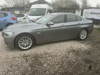 BMW 5 SERIES 2.0 520d Luxury Saloon