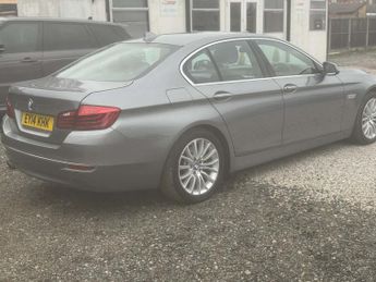 BMW 5 SERIES 2.0 520d Luxury Saloon