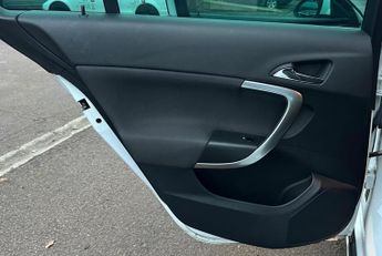 VAUXHALL INSIGNIA 2.0 CDTi SRi VX Line Nav Auto Euro 6 5dr