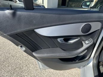 MERCEDES-BENZ C CLASS 2.1 C300dh AMG Line