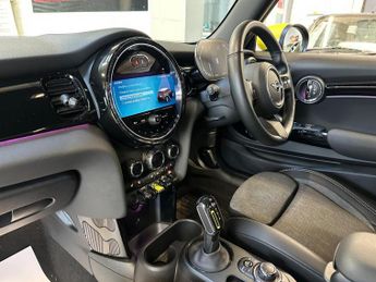 MINI ELECTRIC HATCH Cooper SE 32.6kWh Level 2 Auto 3dr