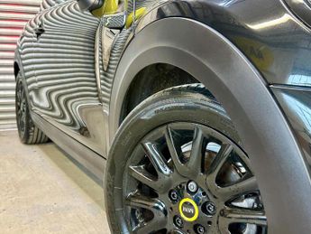 MINI ELECTRIC HATCH Cooper SE 32.6kWh Level 2 Auto 3dr