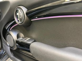 MINI ELECTRIC HATCH Cooper SE 32.6kWh Level 2 Auto 3dr