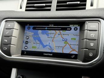 LAND ROVER RANGE ROVER EVOQUE 2.0 TD4 SE Tech