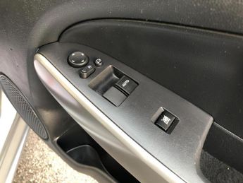 MAZDA MAZDA2 1.5 Tamura Nav Auto Euro 5 5dr