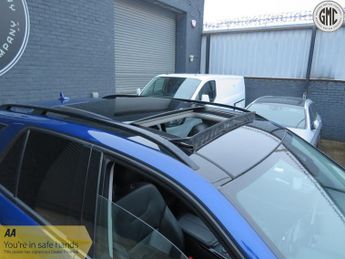 MERCEDES-BENZ GLE 2.1 GLE250d AMG Line F.S.H Air Suspension, Pano Roof