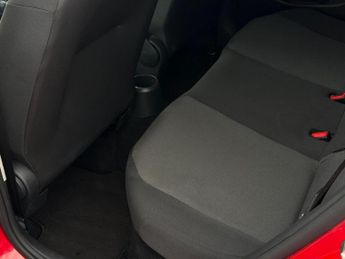 VOLKSWAGEN UP! 1.0 Move up! Hatchback 5dr Petrol ASG Euro 5 (60 ps)