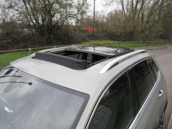 VOLKSWAGEN TIGUAN 2.0 TDI R-Line DSG 4Motion Euro 6 (s/s) 5dr