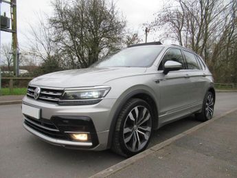 VOLKSWAGEN TIGUAN 2.0 TDI R-Line DSG 4Motion Euro 6 (s/s) 5dr
