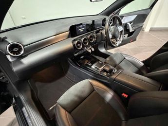 MERCEDES-BENZ A CLASS 2.0 A35 AMG SpdS DCT 4MATIC Euro 6 (s/s) 5dr