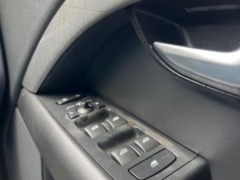 VOLVO XC70 2.0 D3 SE