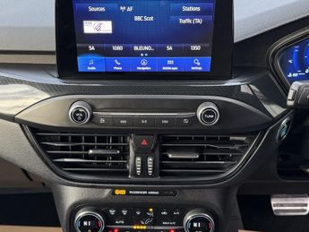 FORD FOCUS ST-LINE X 1.5 TDCI AUTOMATIC