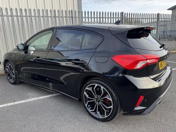 FORD FOCUS ST-LINE X 1.5 TDCI AUTOMATIC