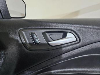 FORD KUGA 2.0 TDCi Titanium AWD Euro 5 5dr