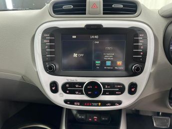 KIA SOUL 27kWh EV Auto 5dr