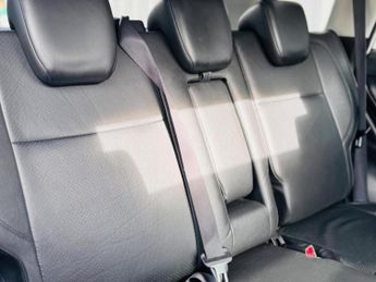 SUZUKI GRAND VITARA 2.4 VVT SZ5 Auto 4WD Euro 5 5dr