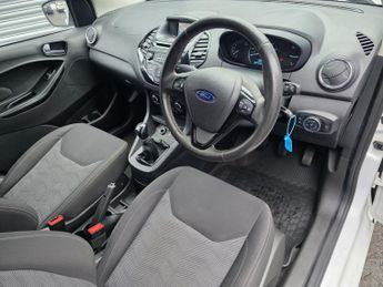 FORD KA+ 1.2 Ti-VCT Zetec White Edition