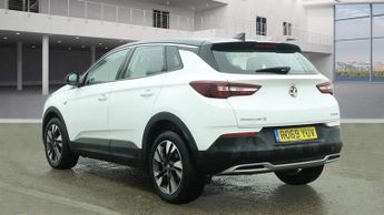 VAUXHALL GRANDLAND X 1.5 Turbo D Sport Nav
