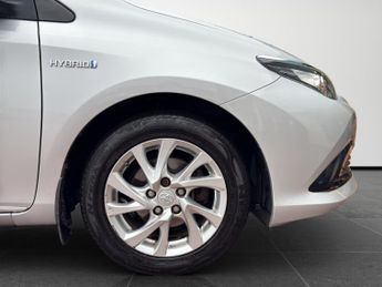 TOYOTA AURIS 1.8 VVT-h Icon Tech