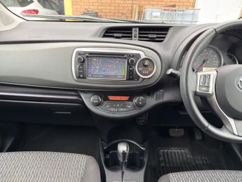 TOYOTA YARIS 1.3 Dual VVT-i Icon Plus