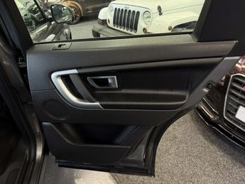 LAND ROVER DISCOVERY SPORT 2.0 TD4 SE Tech