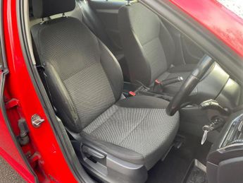 SKODA OCTAVIA 1.6 TDI SE Euro 5 (s/s) 5dr