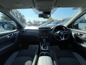 NISSAN QASHQAI 1.3 DIG-T N-Connecta