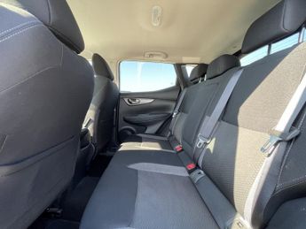 NISSAN QASHQAI 1.3 DIG-T N-Connecta