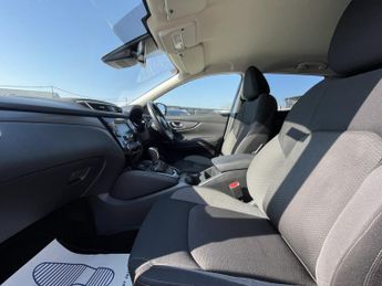 NISSAN QASHQAI 1.3 DIG-T N-Connecta