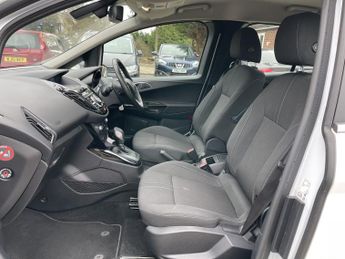 FORD B-MAX 1.6 Titanium