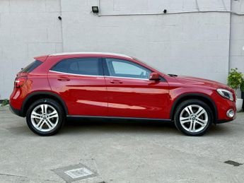MERCEDES-BENZ GLA 2.1 GLA200d Sport