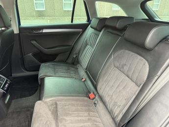 SKODA SUPERB 2.0 TDI SE L Executive